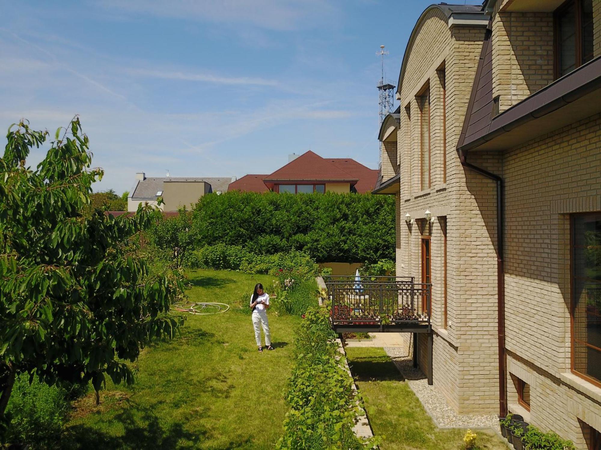 Villa Homestay Nad Helmrovkou Praga Zewnętrze zdjęcie